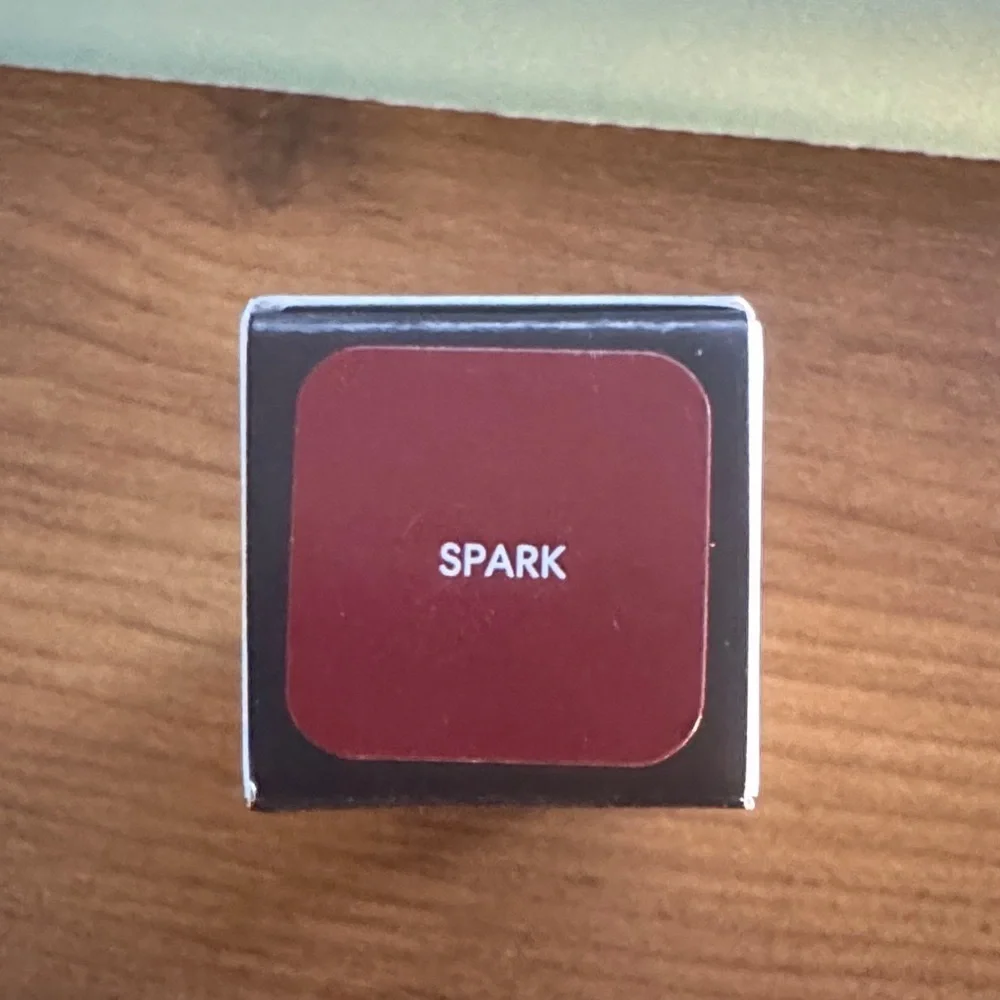 bareMinerals Lip Oil - Brand NIB, in Spark Color 💋💋